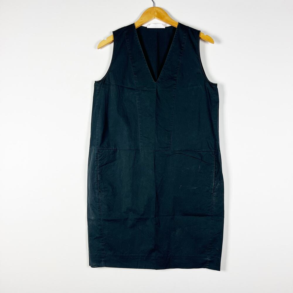 Everlane black shift dress v-neck with pockets Size 8